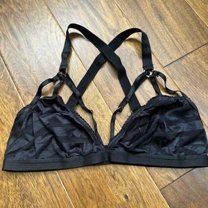 Lonely 36D black cut out cage bralette wireless